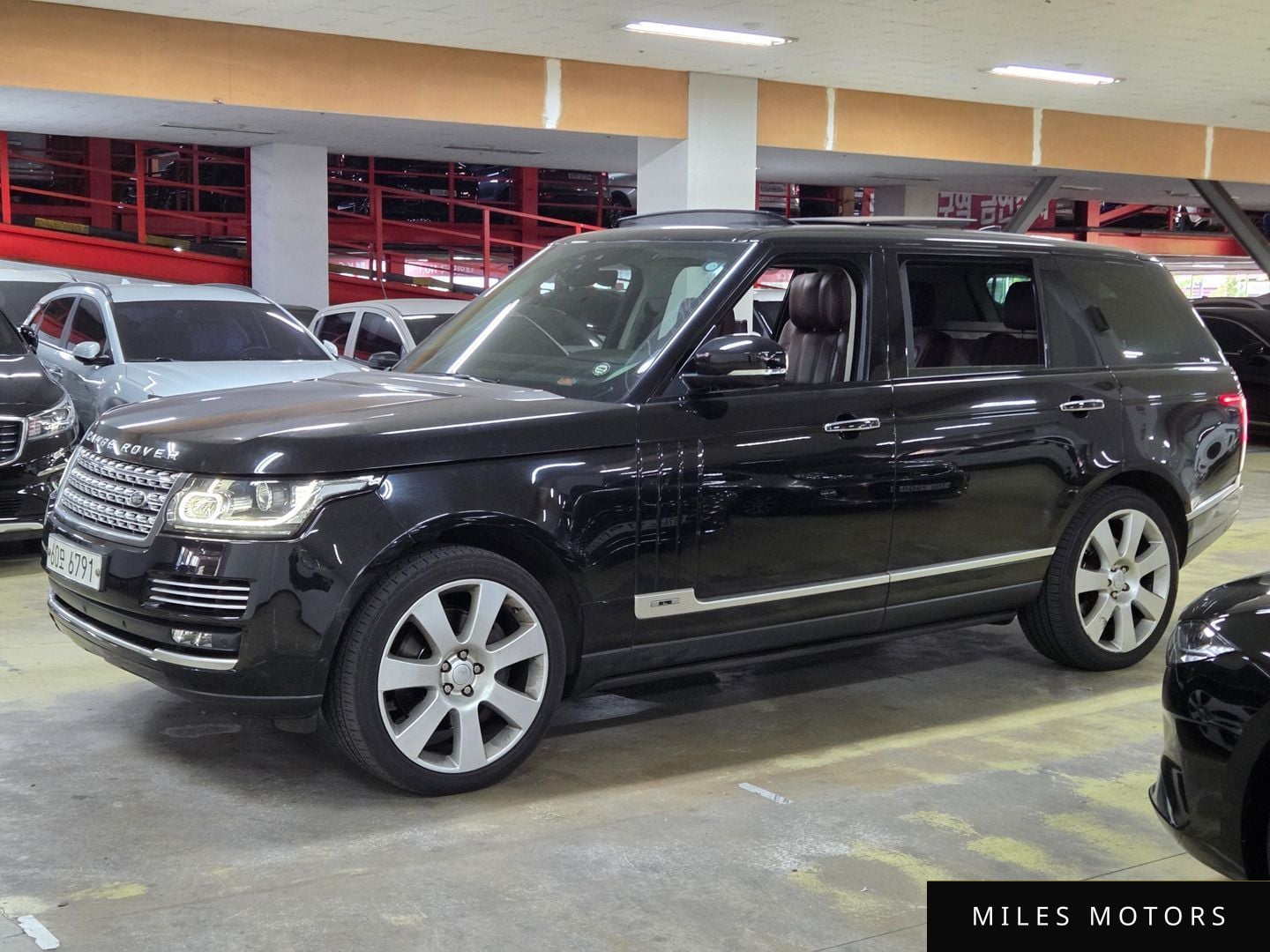 Land Rover Range Rover 2017 — фото 1 из 12
