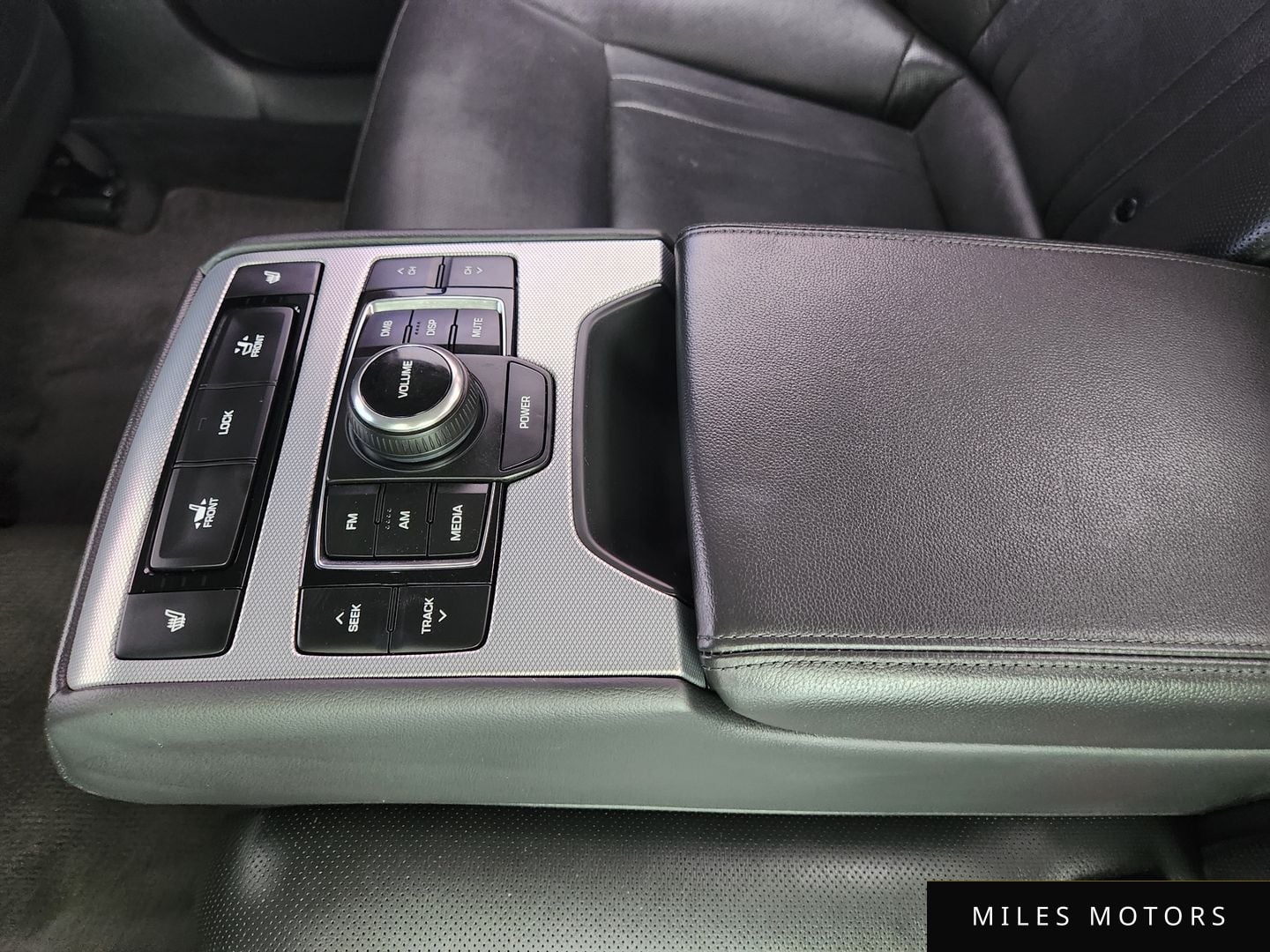 Genesis G80 2017 — миниатюра 9