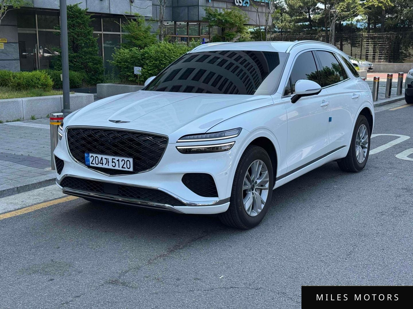 Genesis GV70 2025 — миниатюра 2