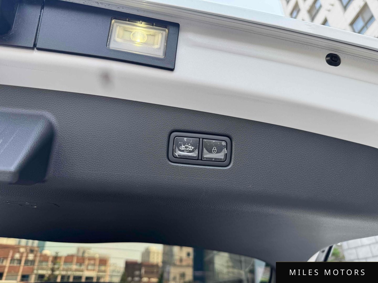 Genesis GV70 2025 — миниатюра 8