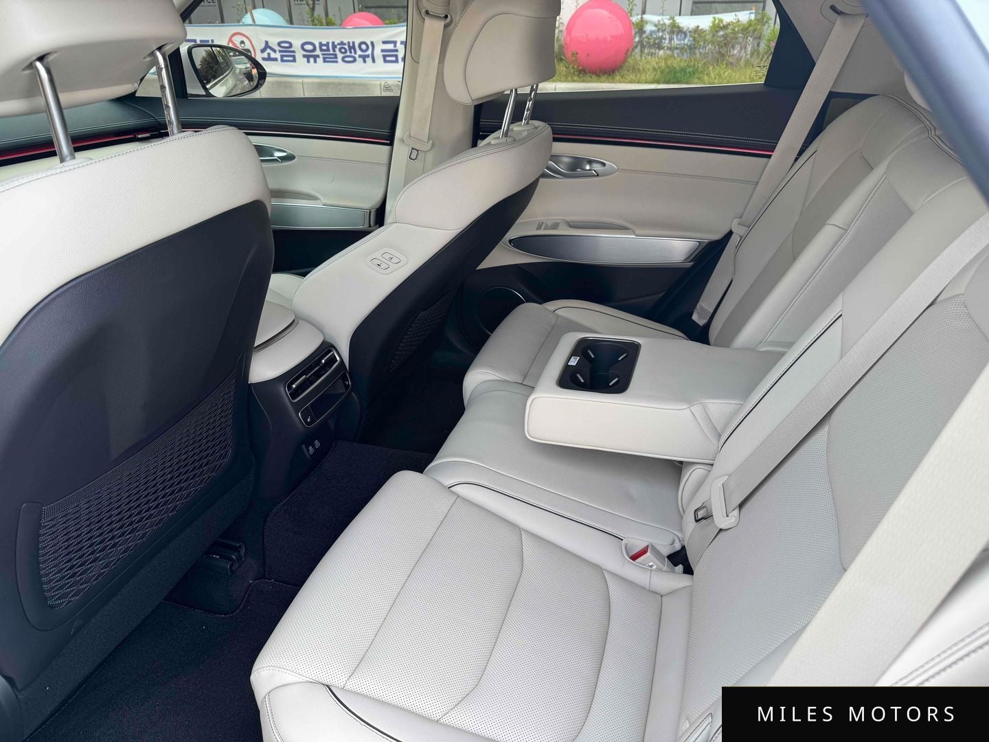 Genesis GV70 2025 — миниатюра 9