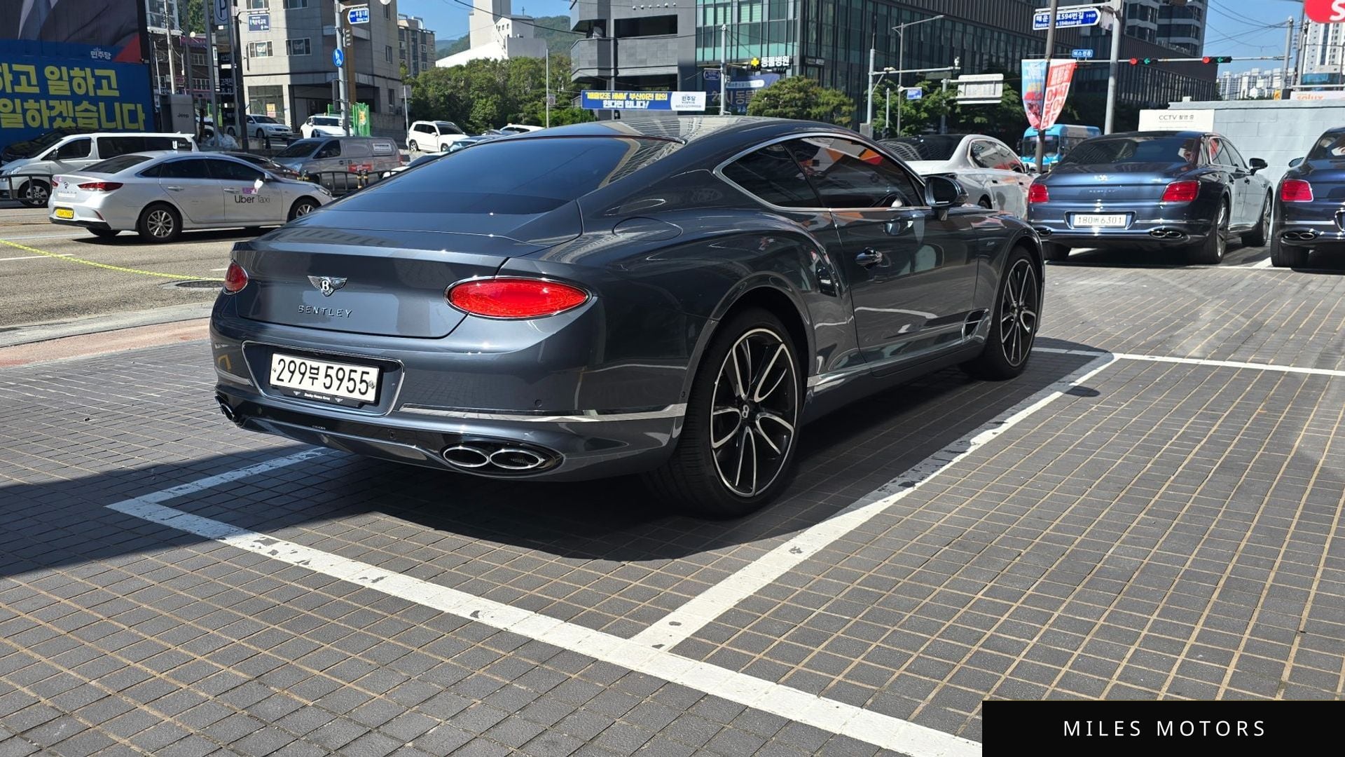 Bentley Continental GT 2023 — миниатюра 2