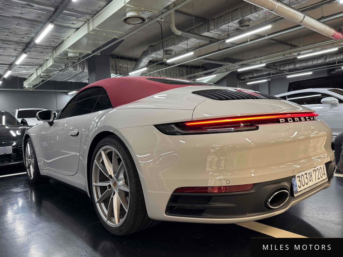 Porsche 911 (992) 2024 — миниатюра 2