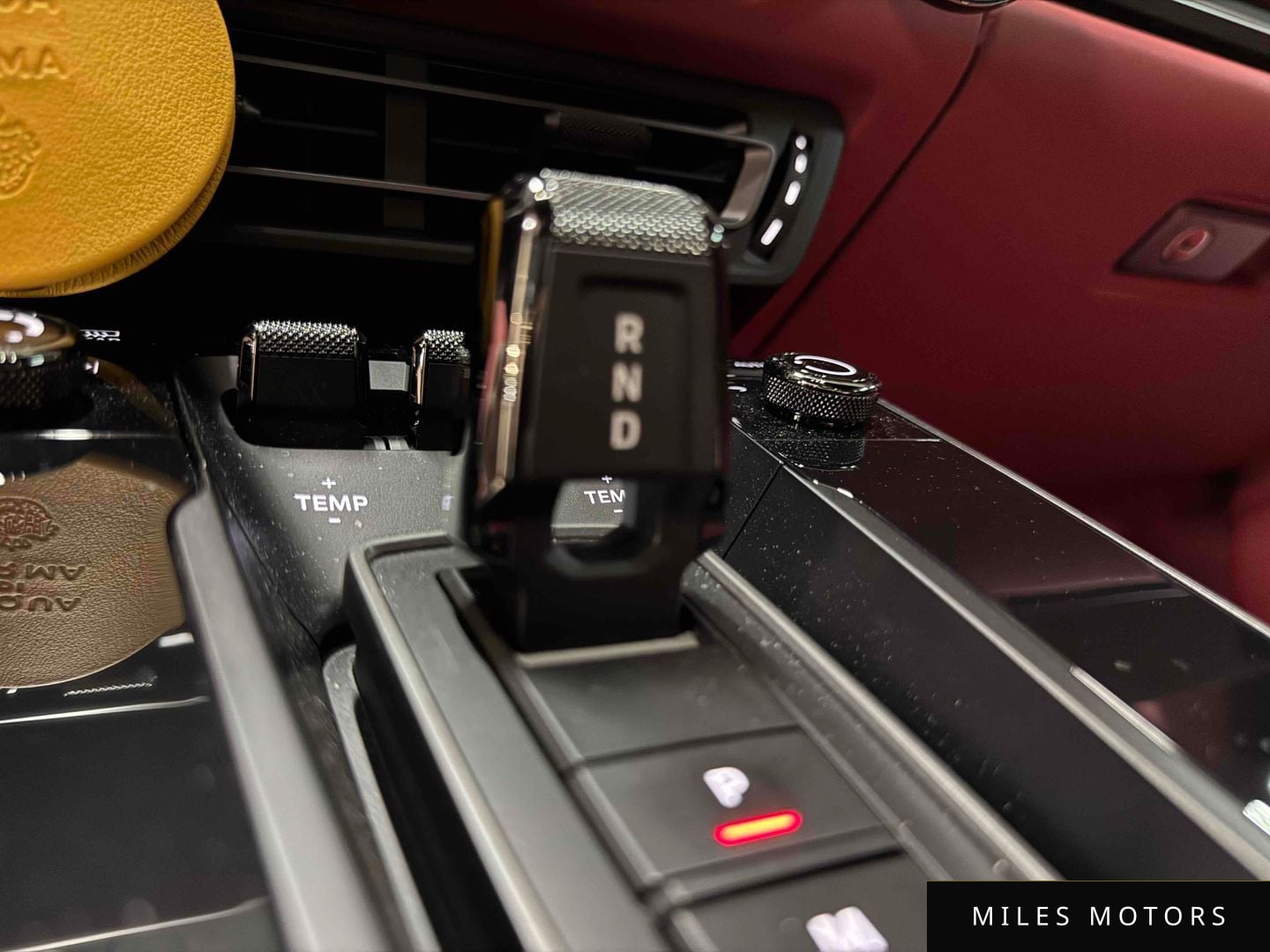 Porsche 911 (992) 2024 — миниатюра 9