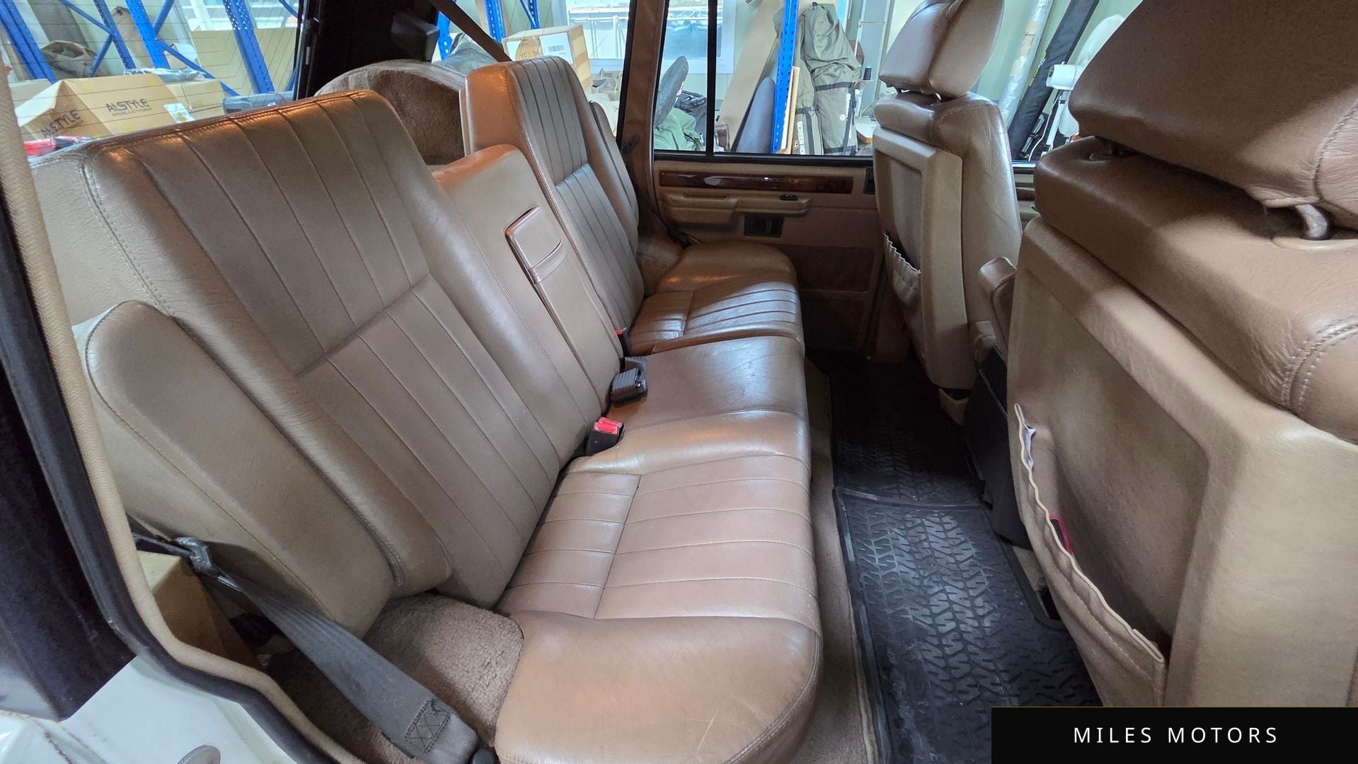 Land Rover Range Rover 2024 — миниатюра 9