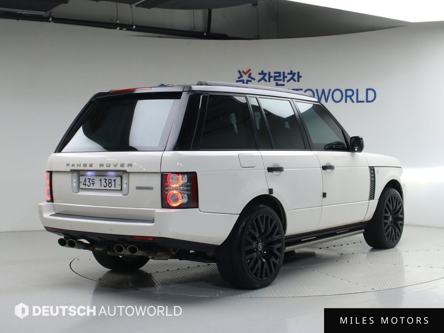 Land Rover Range Rover 2010 — миниатюра 2
