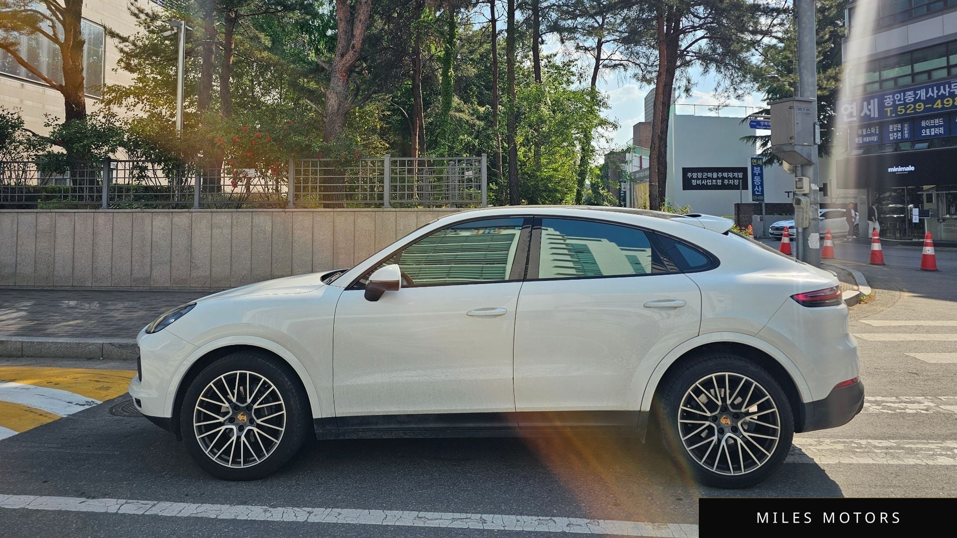 Porsche Cayenne 2021 — миниатюра 5