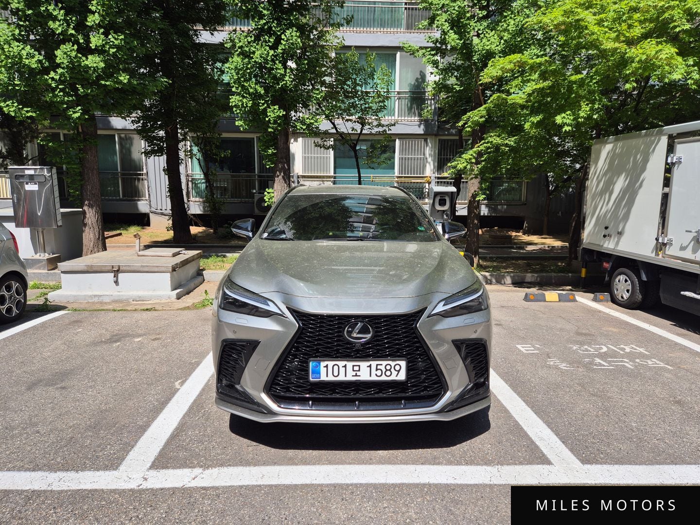 Лексус NX450h+ 2024 — фото 1 из 10