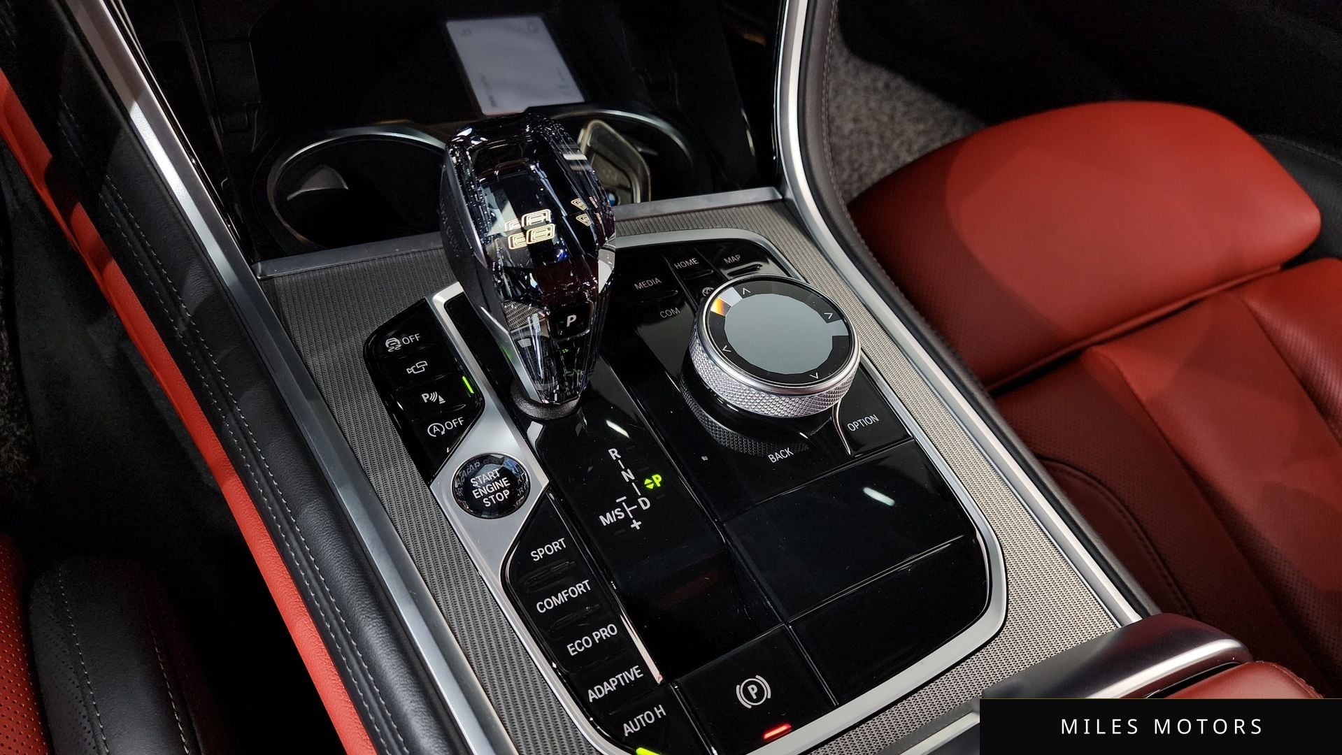 BMW 8 Series (G15) 2022 — миниатюра 12