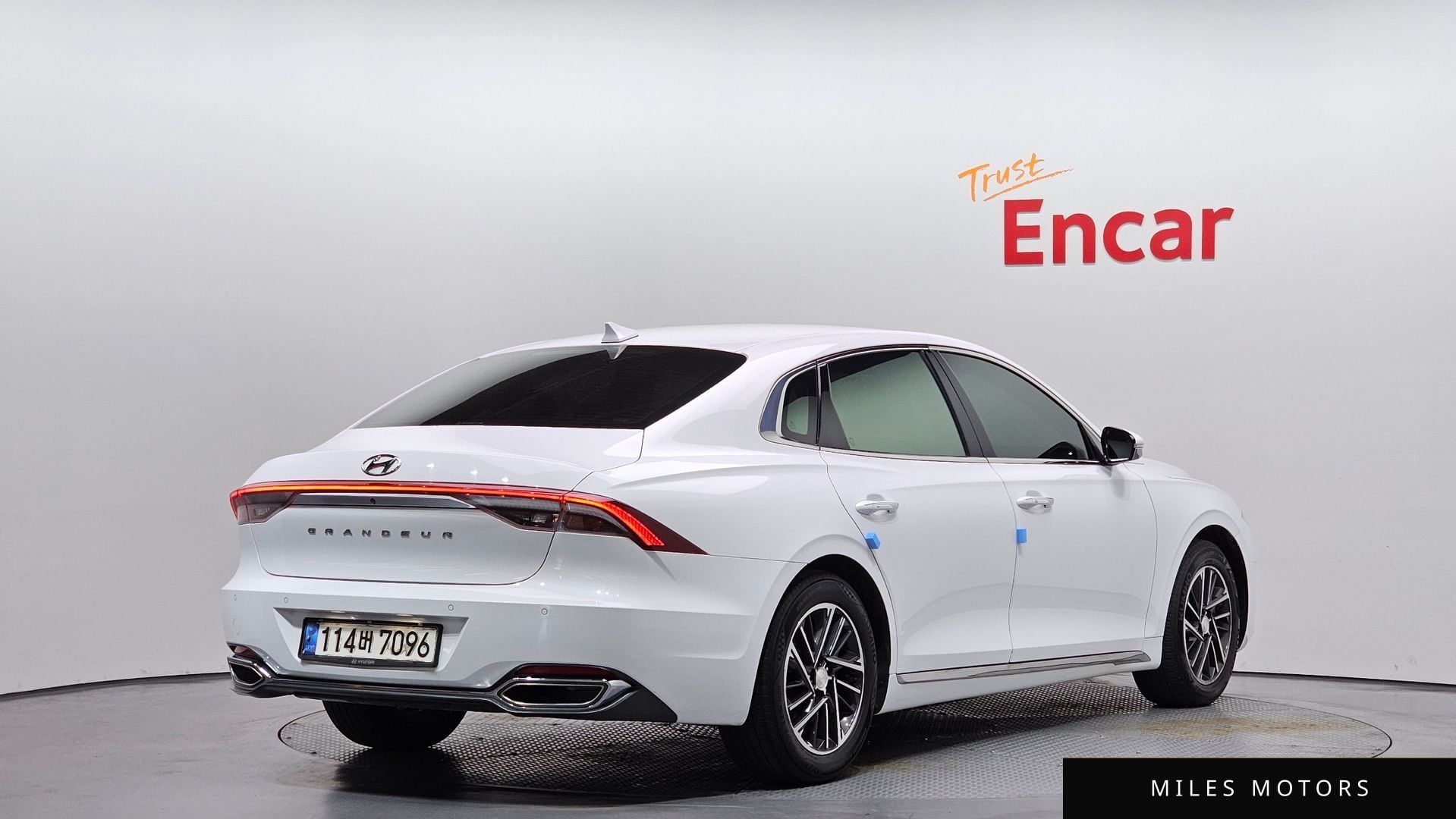 Hyundai Grandeur 2023 — миниатюра 2