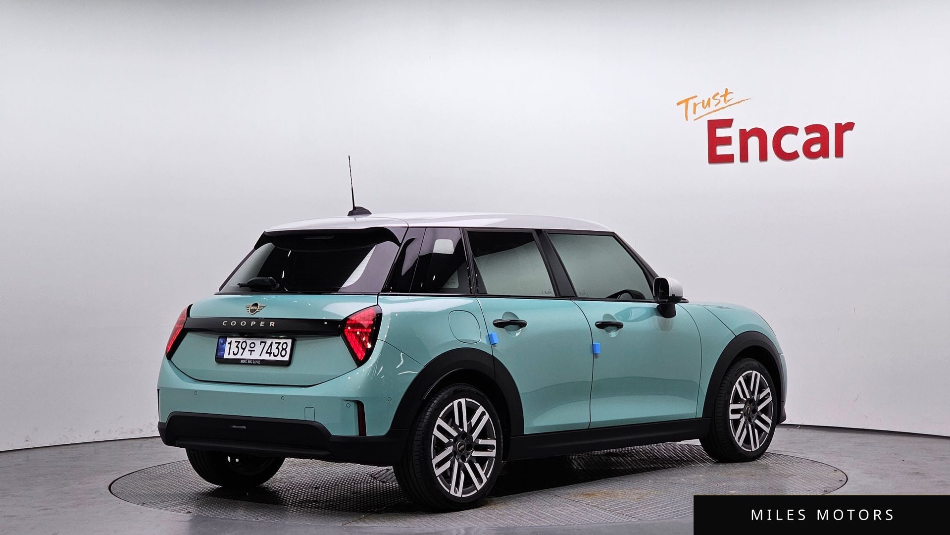 MINI Cooper 2025 — миниатюра 2