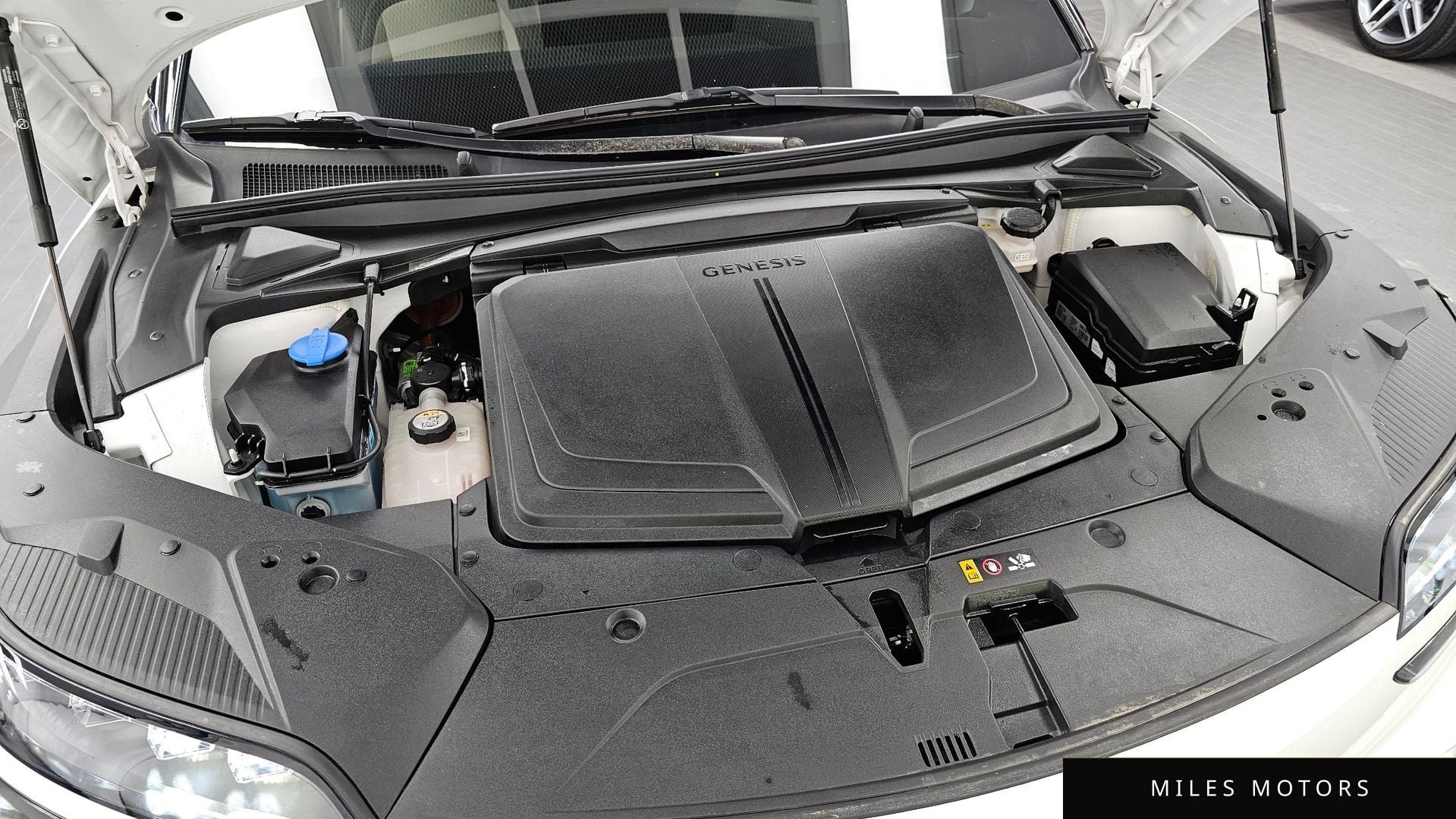 Genesis GV60 2022 — миниатюра 6
