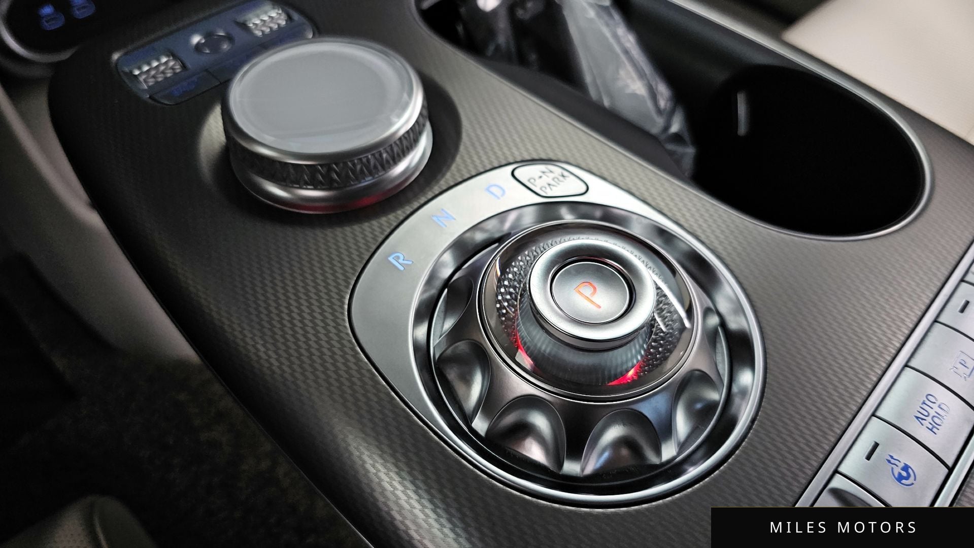 Genesis GV60 2022 — миниатюра 12