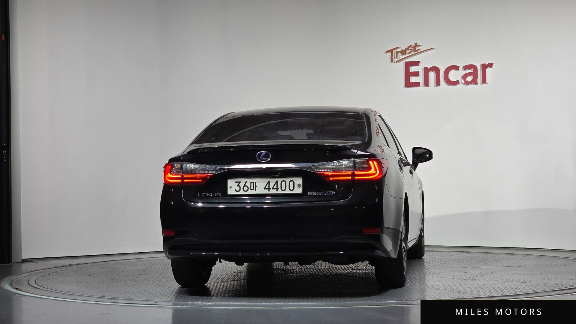 Лексус ES350 2017 — миниатюра 4