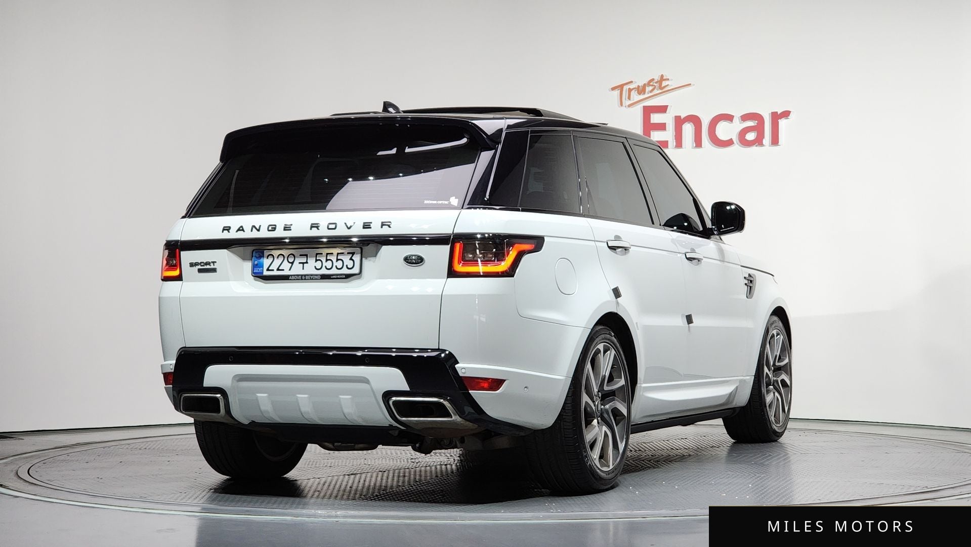Land Rover Range Rover Sport 2018 — миниатюра 2