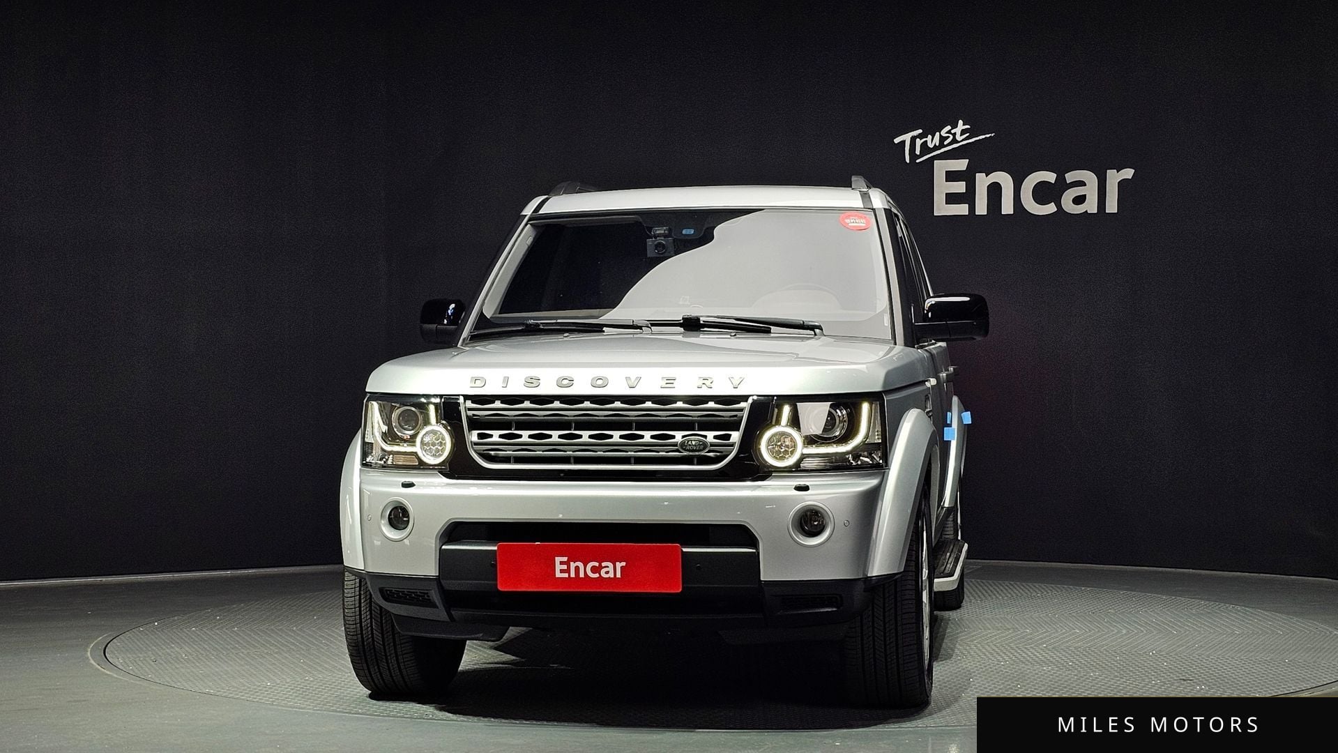 Land Rover Discovery 2012 — миниатюра 3
