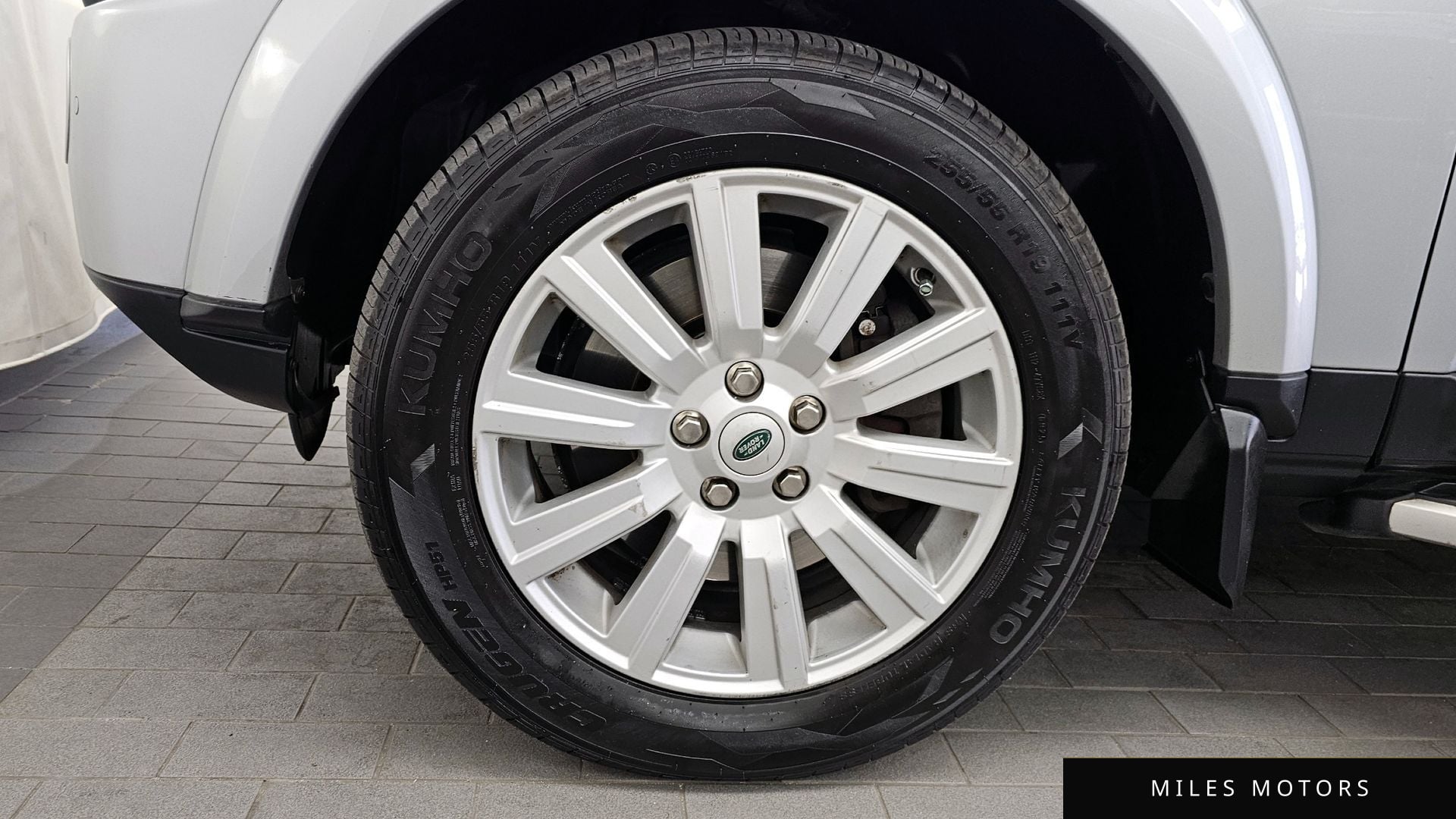 Land Rover Discovery 2012 — миниатюра 5