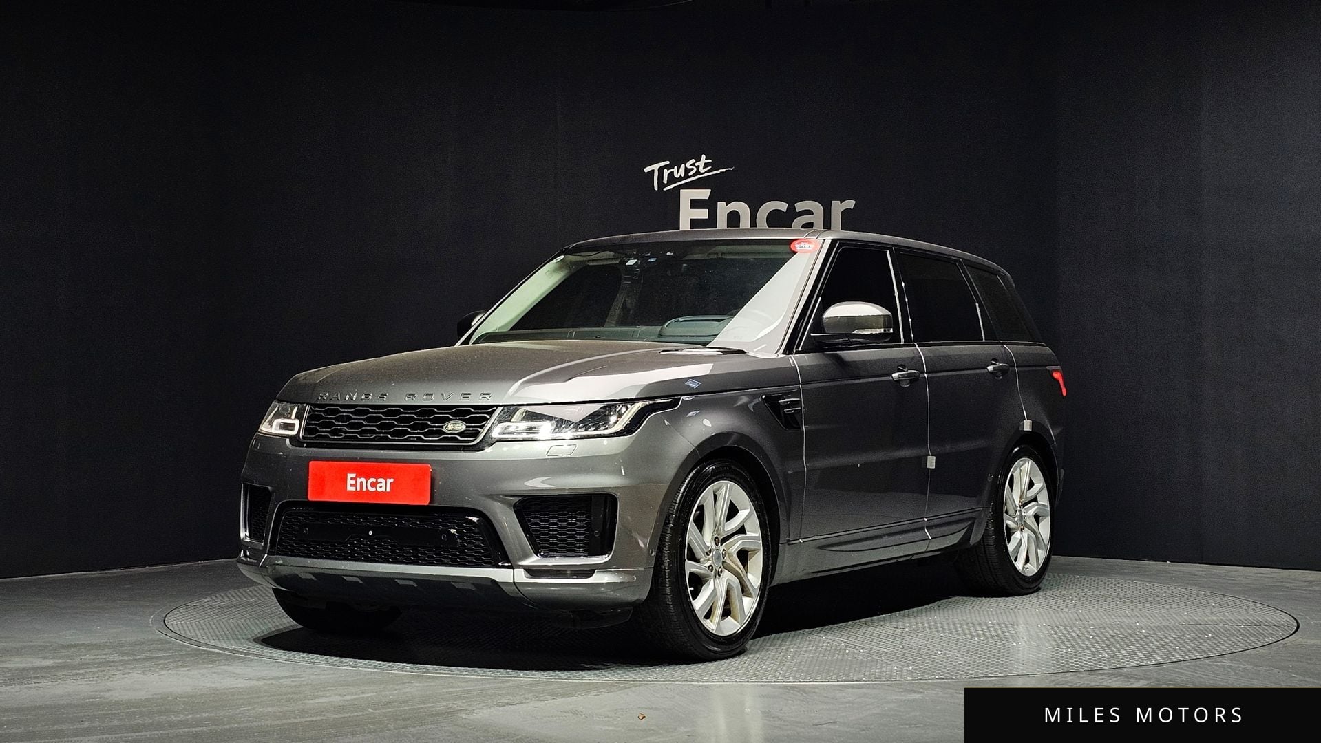 Land Rover Range Rover Sport 2019 — фото 1 из 12