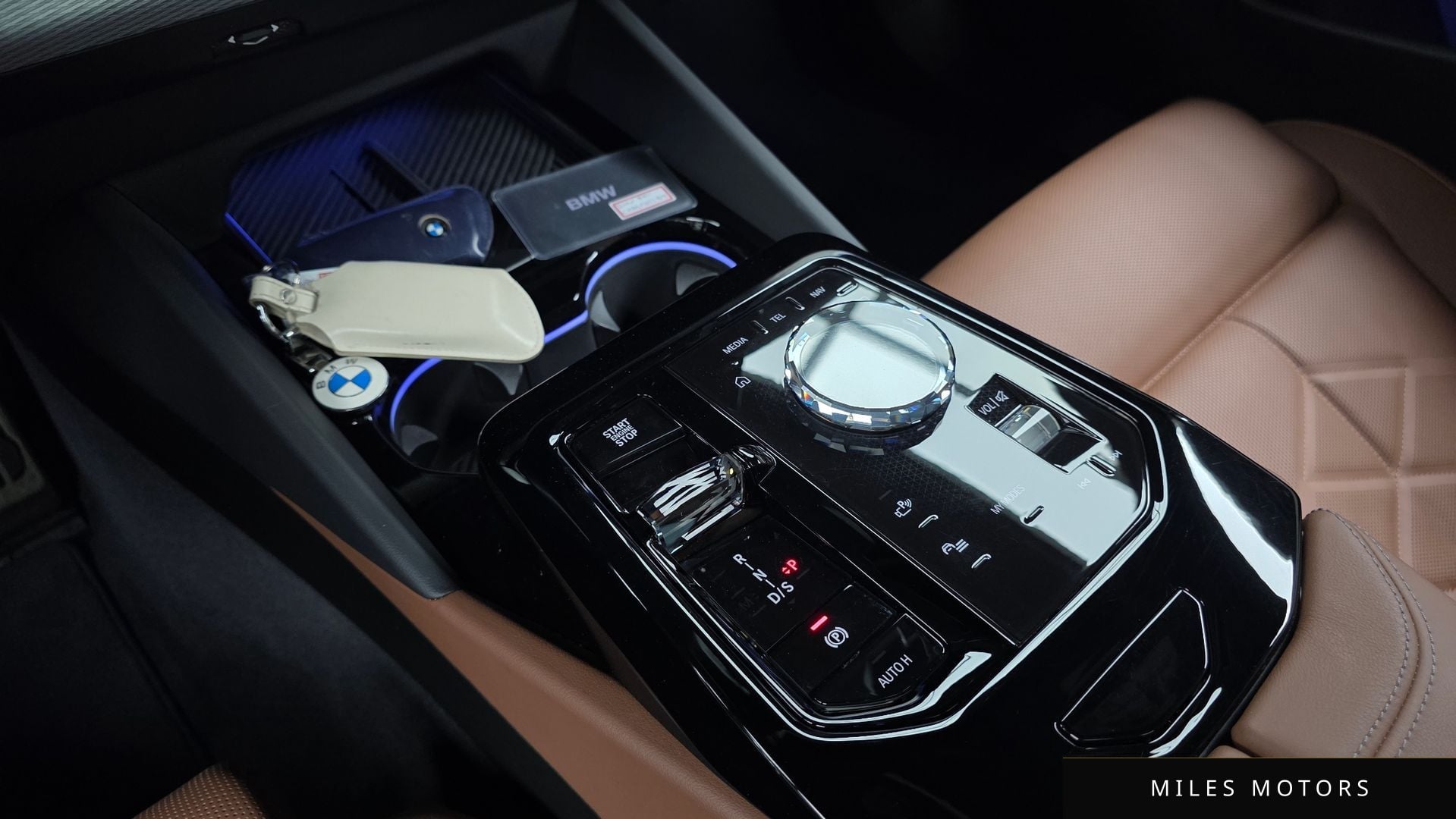 BMW 5 Series (G60) 2025 — миниатюра 12
