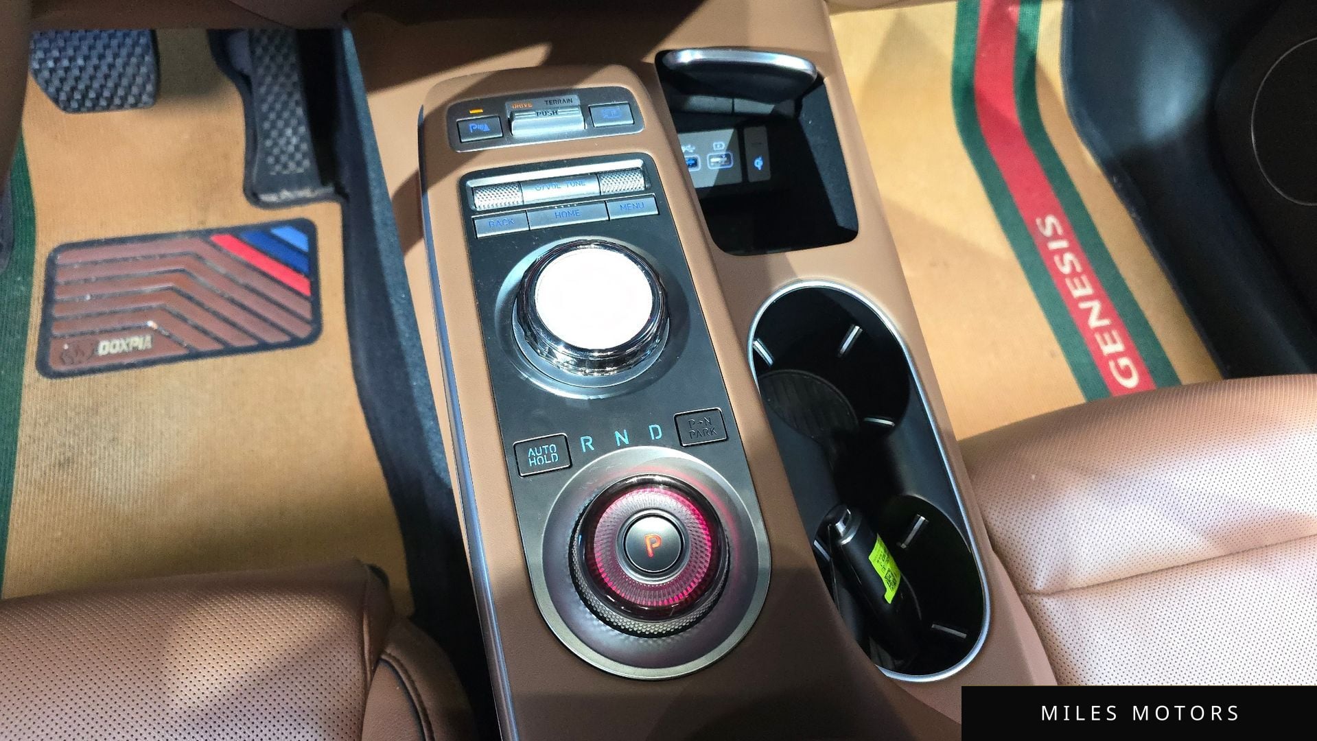 Genesis GV70 2024 — миниатюра 9