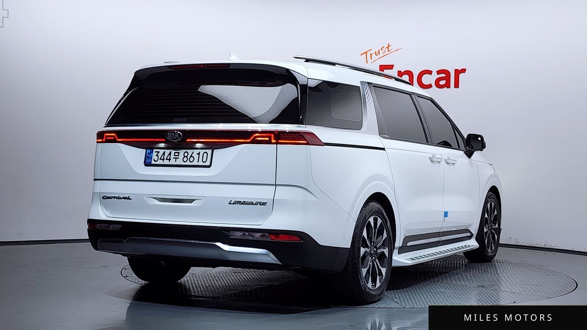 Kia Carnival 2021 — миниатюра 2