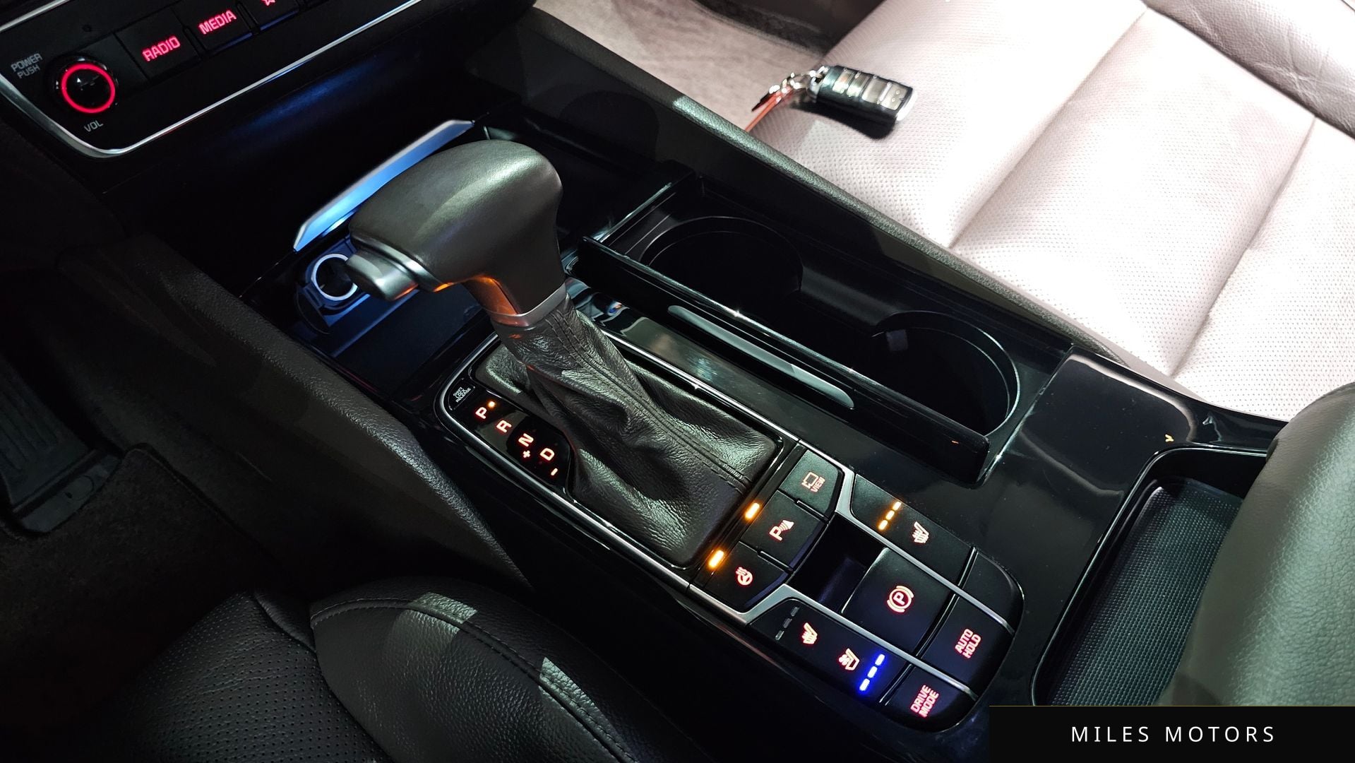 Kia K7 2018 — миниатюра 9