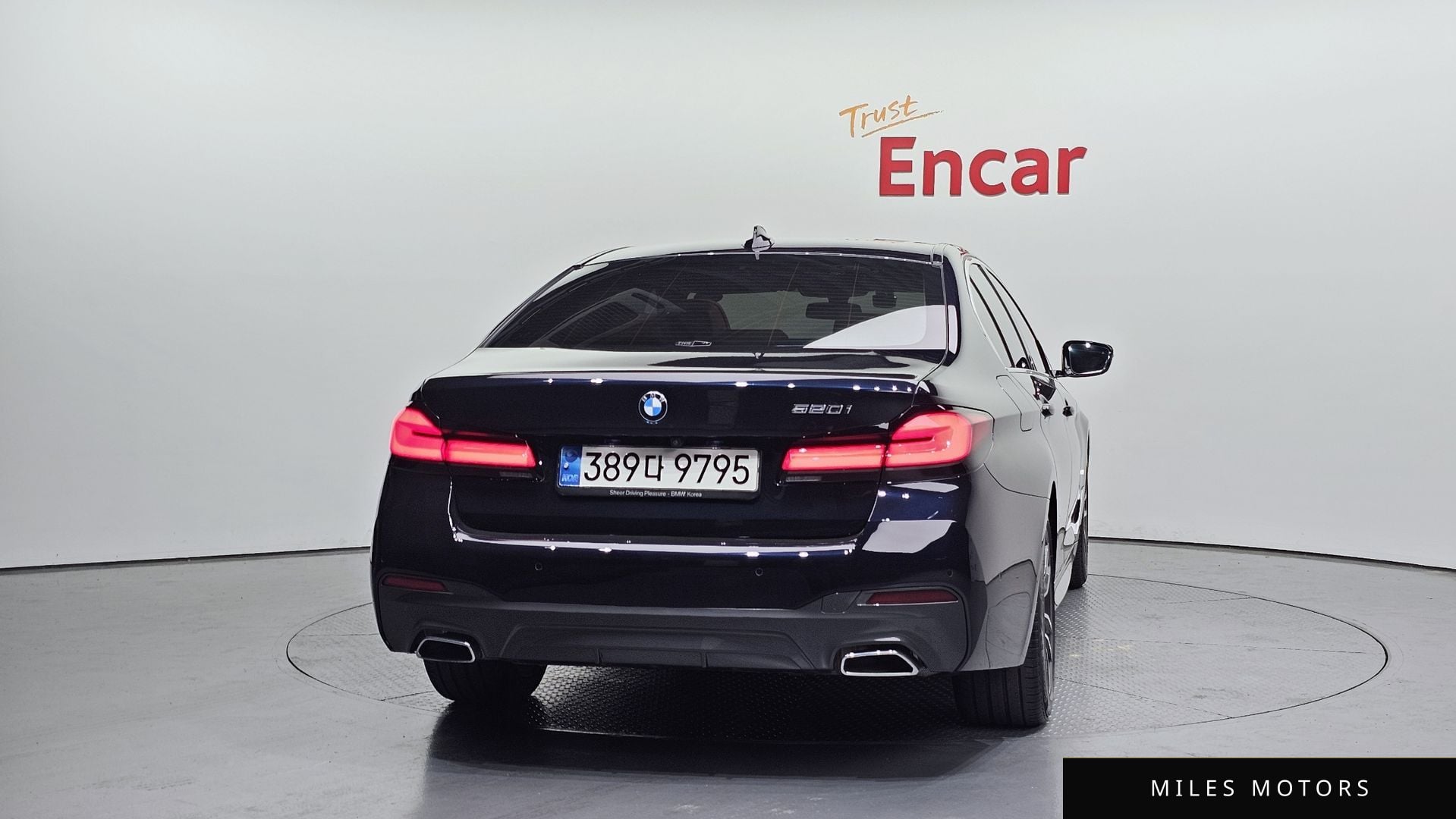 BMW 5 Series (G30) 2022 — миниатюра 4