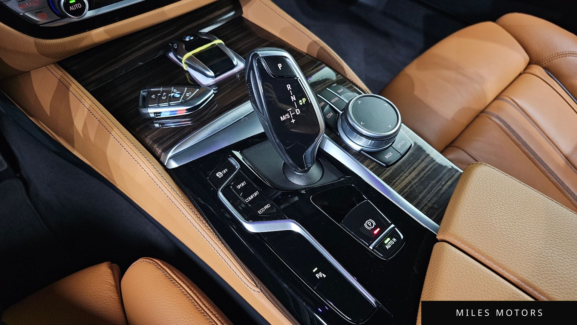 BMW 5 Series (G30) 2022 — миниатюра 12