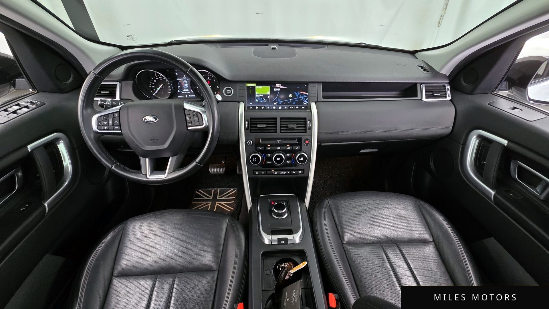 Land Rover Discovery Sport 2019 — миниатюра 10