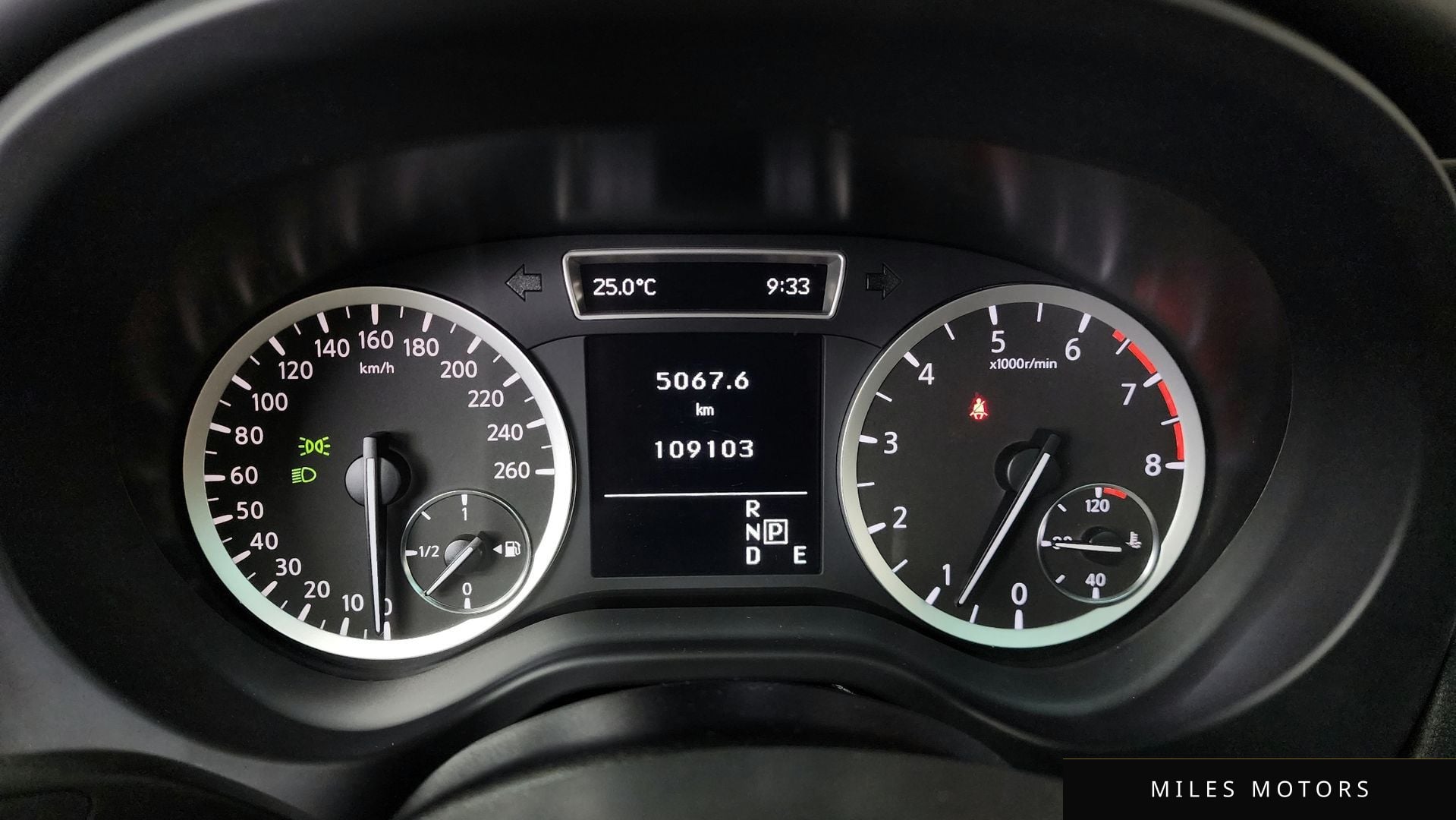 Infiniti Q30 2018 — миниатюра 10