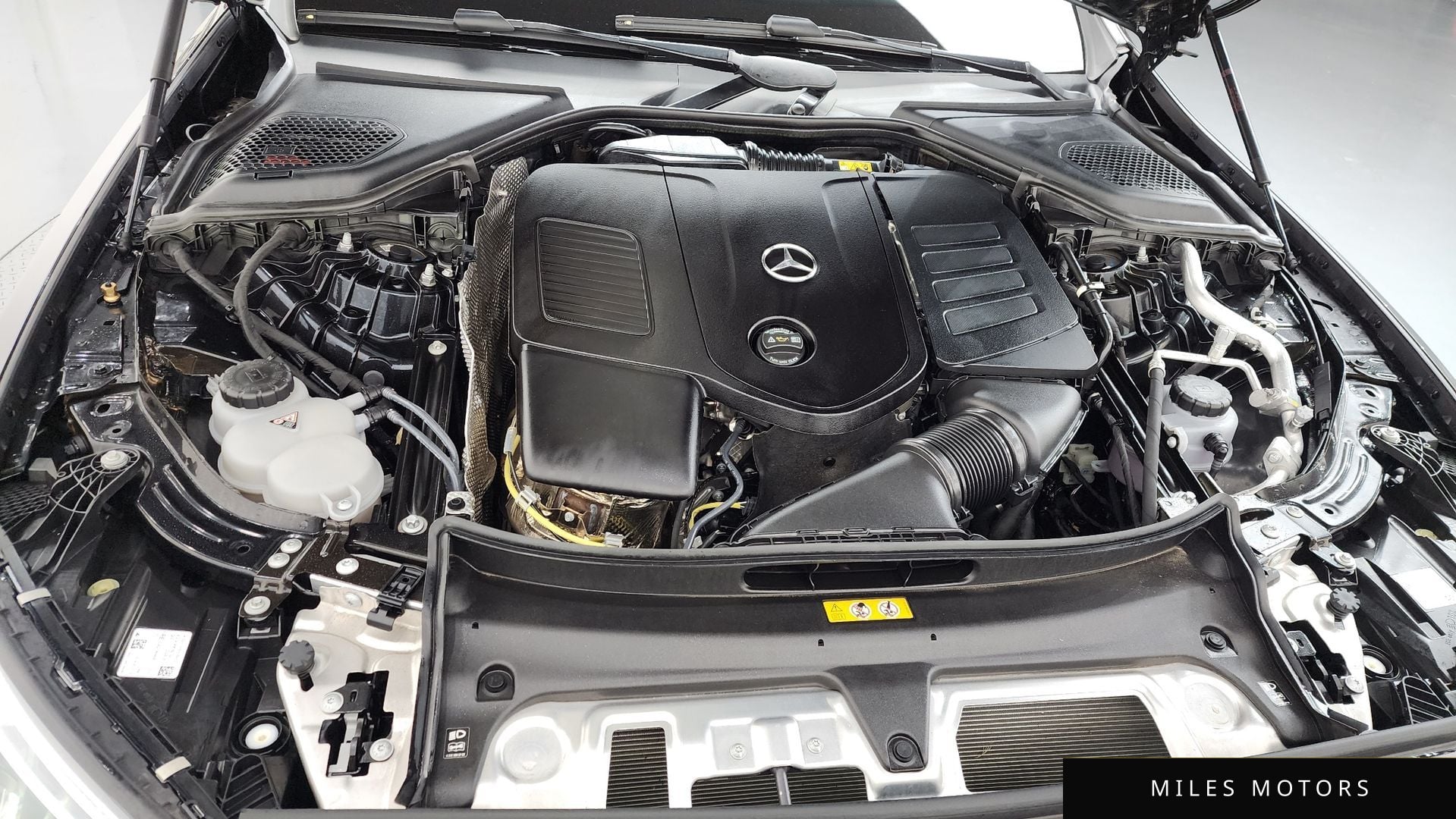 Mercedes-Benz E-Class W214 2025 — миниатюра 9