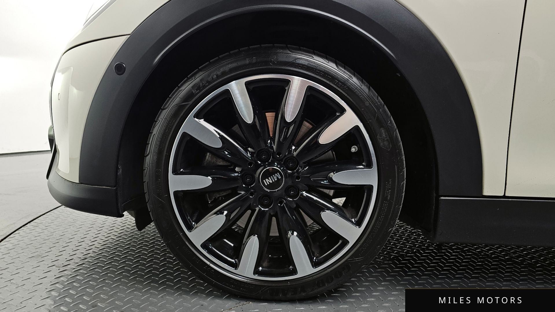MINI Cooper S 2022 — миниатюра 4