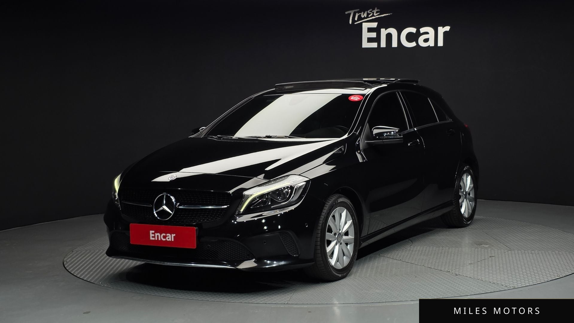 Mercedes-Benz A-Class W176 2017 — фото 1 из 12