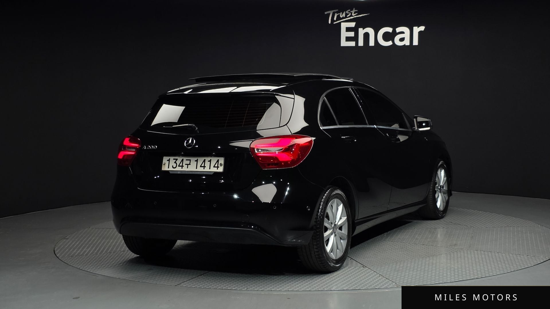 Mercedes-Benz A-Class W176 2017 — миниатюра 2