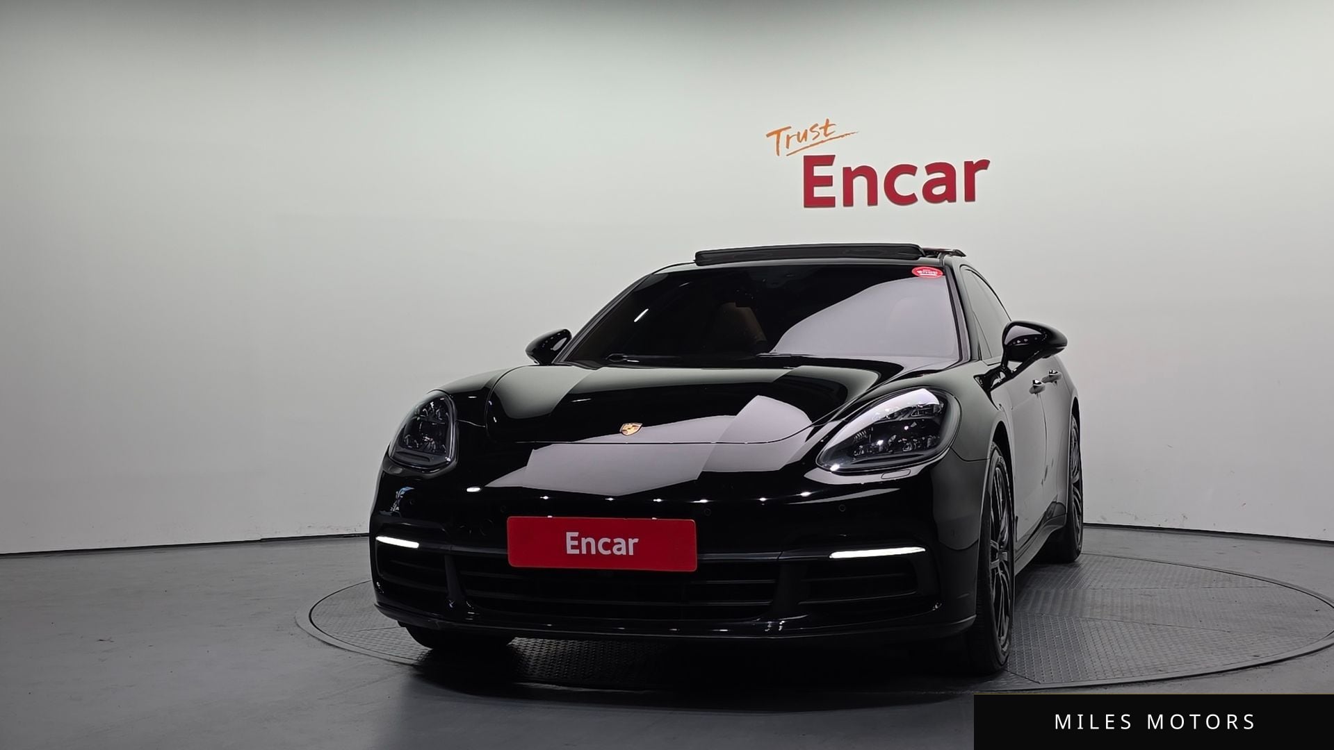 Porsche Panamera 2018 — миниатюра 3