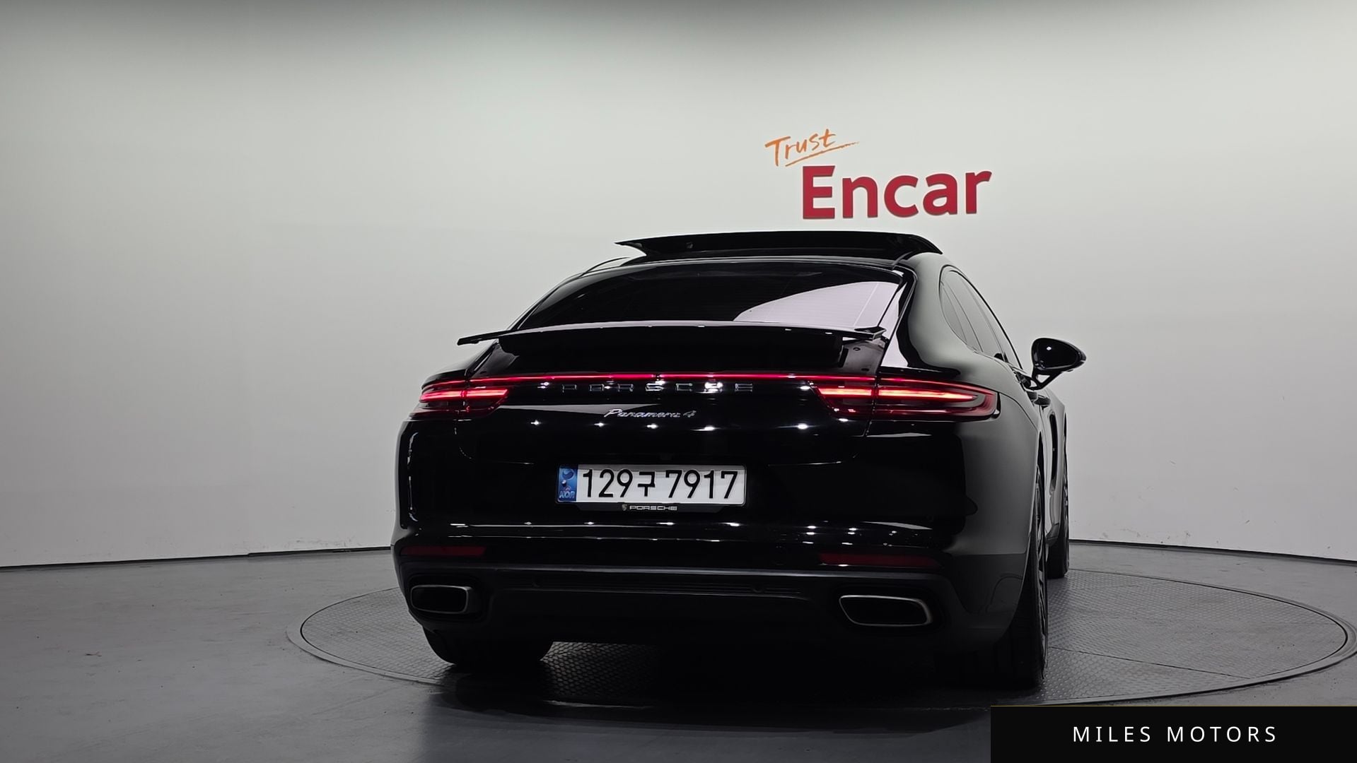Porsche Panamera 2018 — миниатюра 4