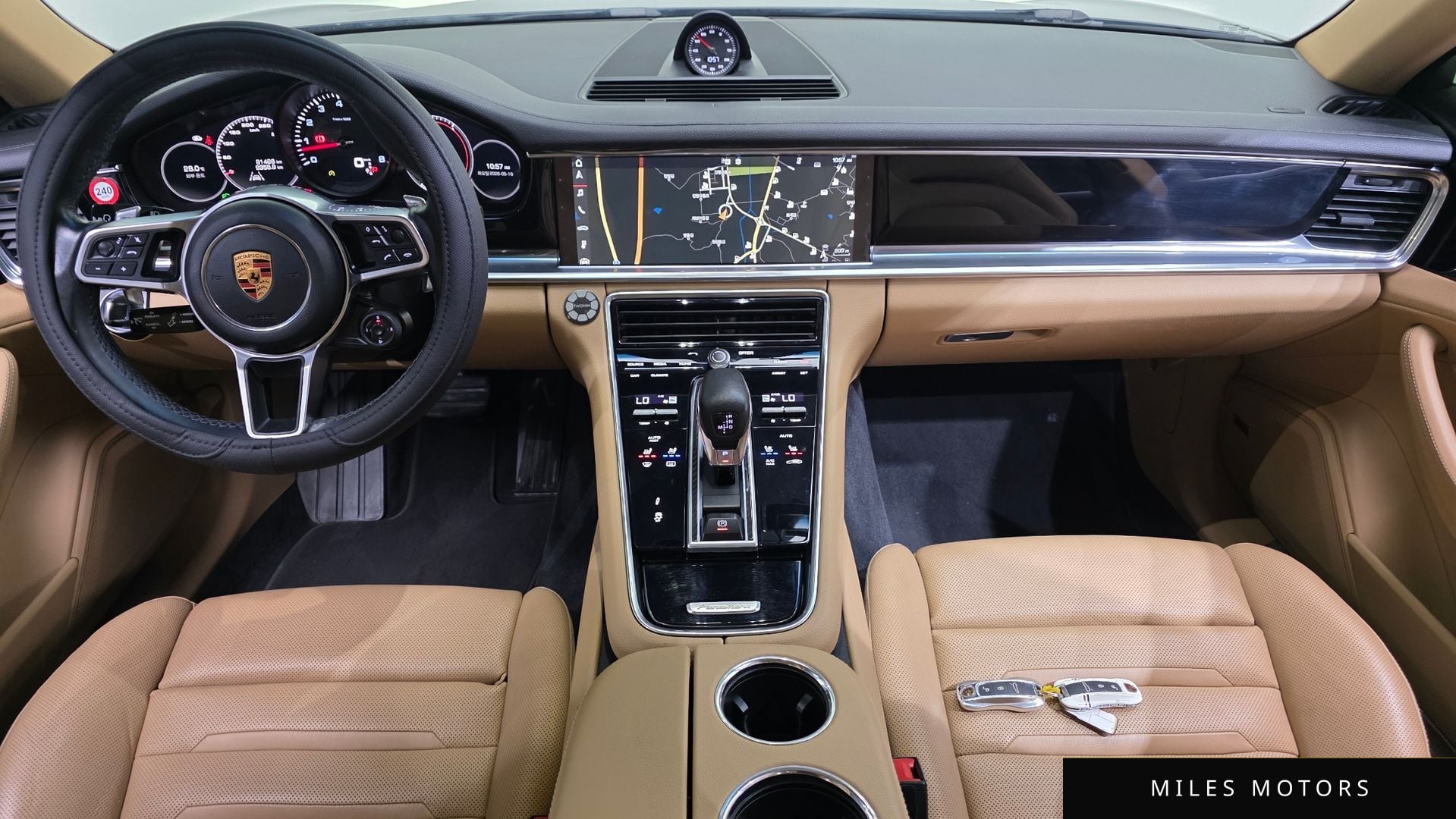 Porsche Panamera 2018 — миниатюра 10