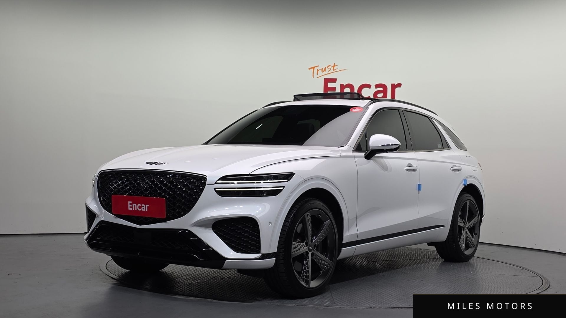 Genesis GV70 2021 — фото 1 из 12