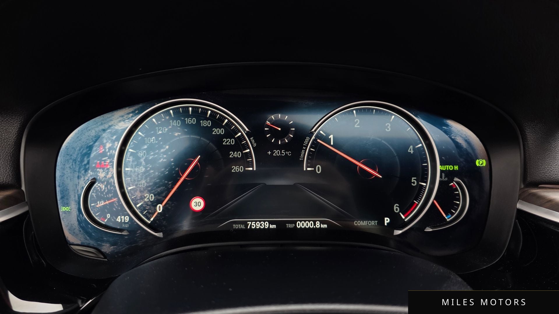 BMW 5 Series (G30) 2017 — миниатюра 10