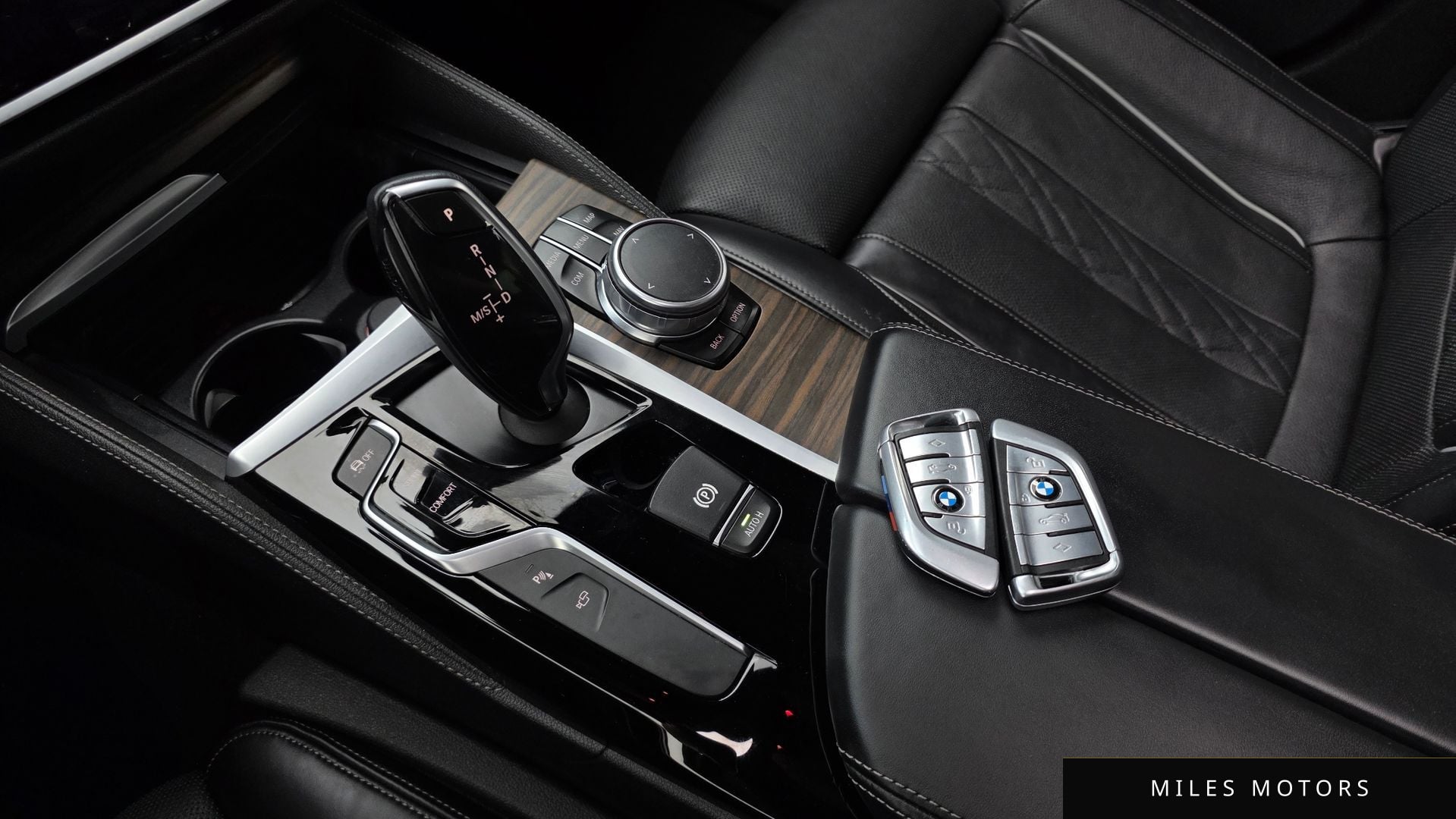 BMW 5 Series (G30) 2017 — миниатюра 11