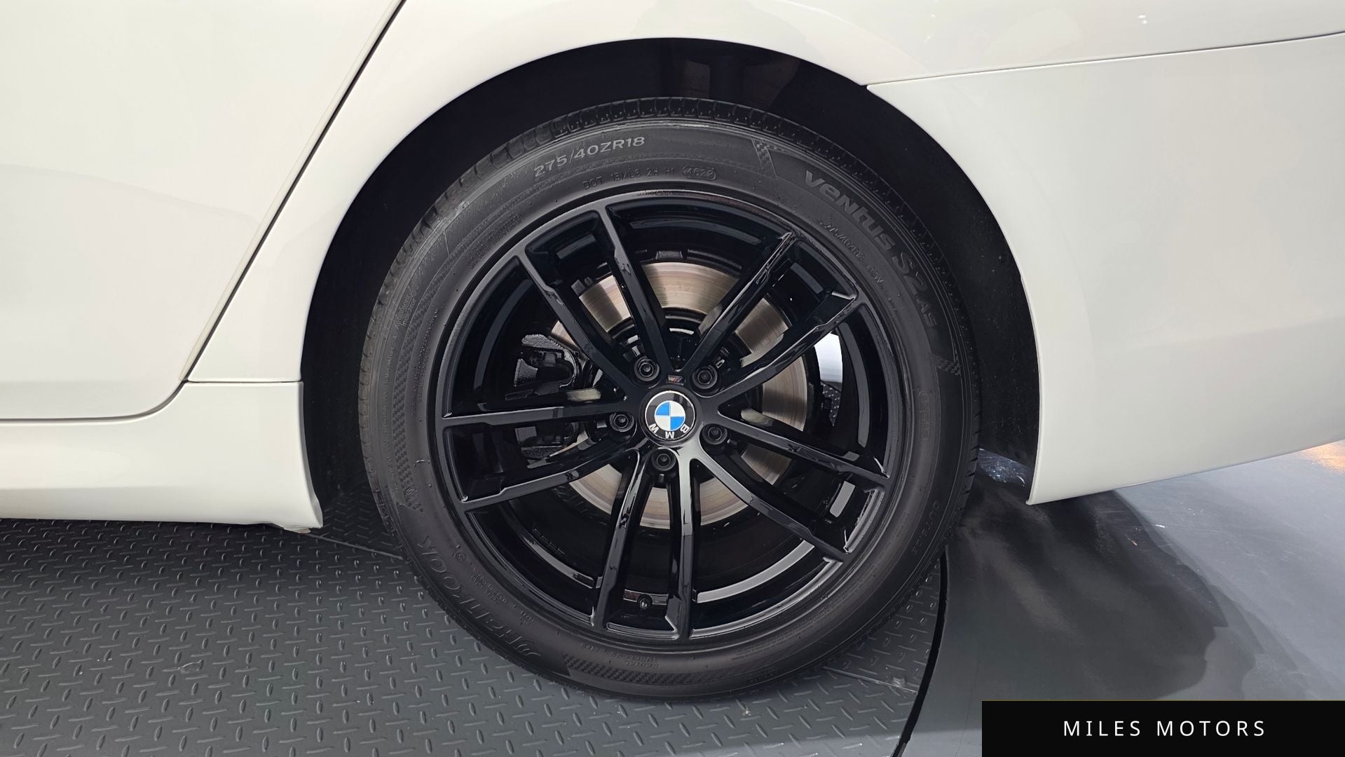 BMW 5 Series (G30) 2017 — миниатюра 6