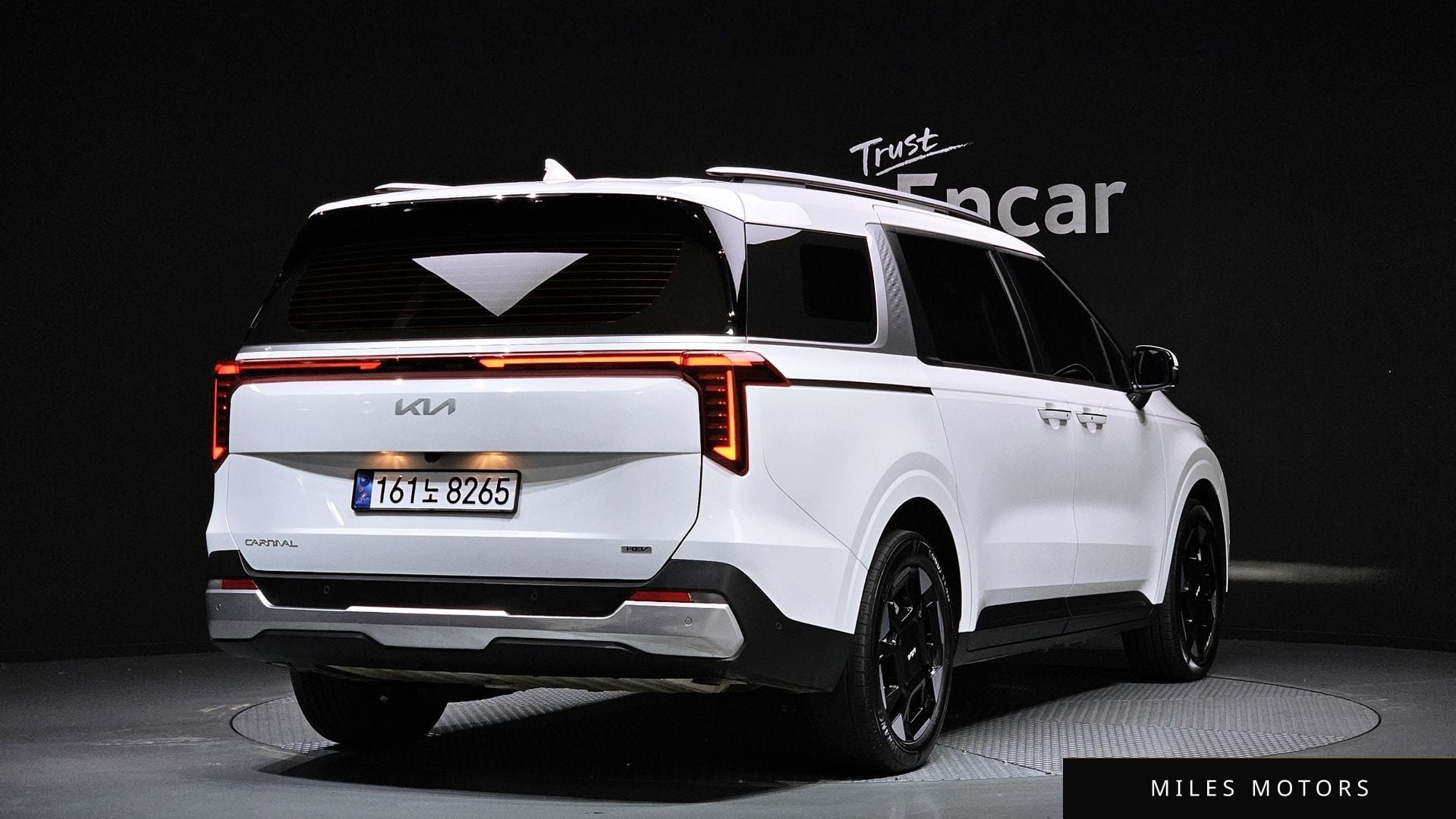 Kia Canival 2025 — миниатюра 2