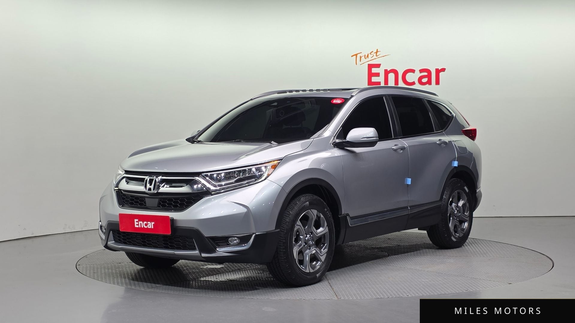 Honda CR-V 2019 — фото 1 из 12