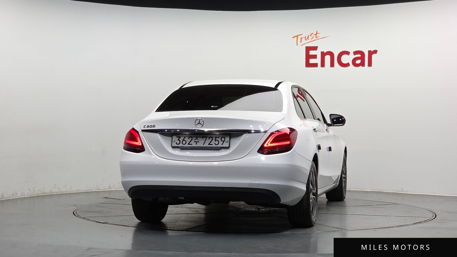 Mercedes-Benz C-Class W205 2019 — миниатюра 4