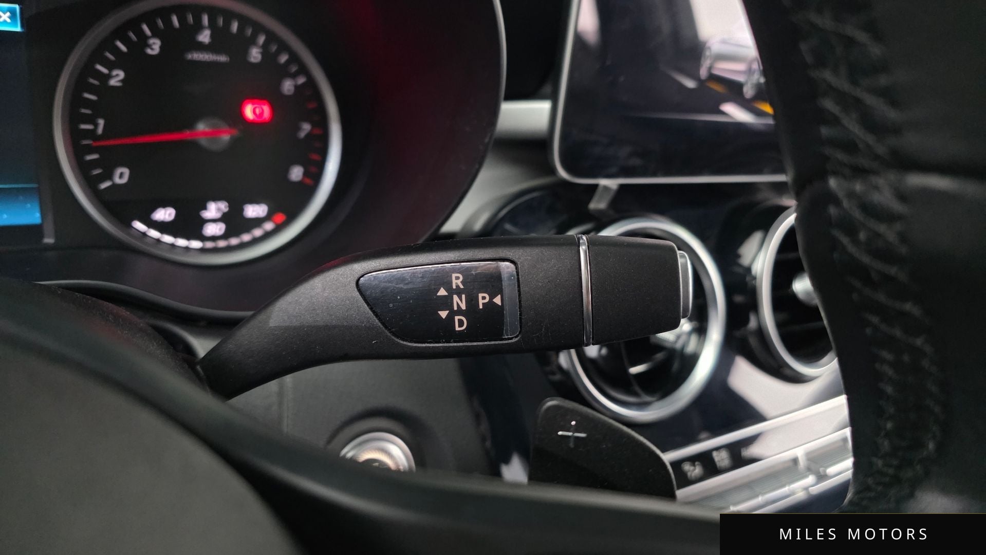 Mercedes-Benz C-Class W205 2019 — миниатюра 12