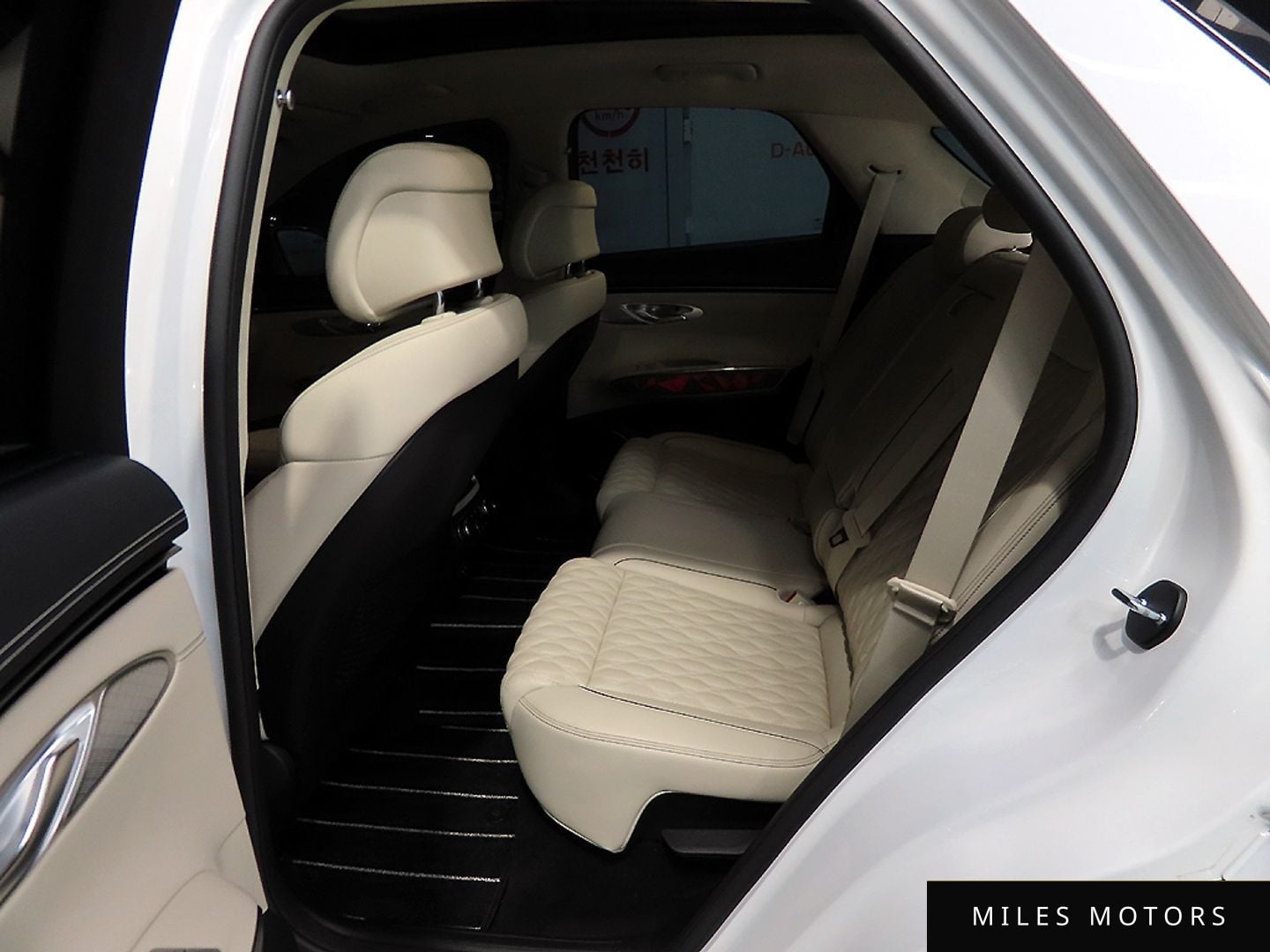 Genesis GV70 2024 — миниатюра 7