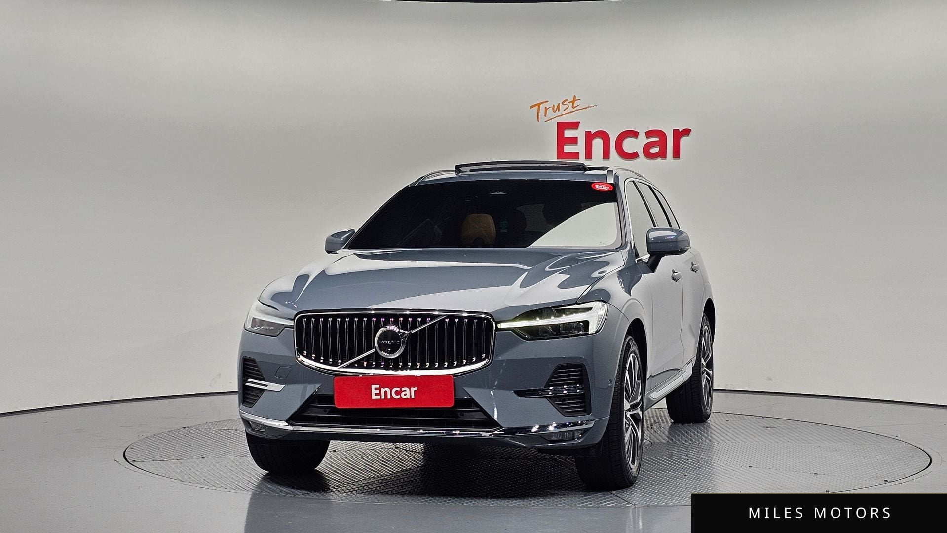 Volvo XC60 2022 — миниатюра 3