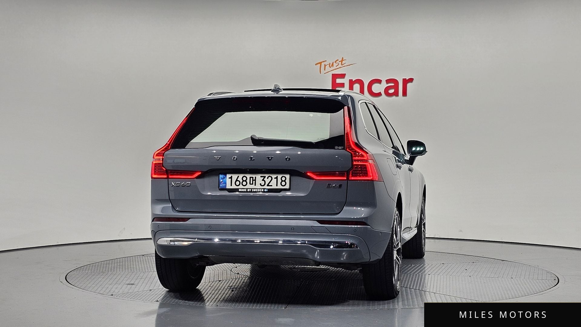 Volvo XC60 2022 — миниатюра 4