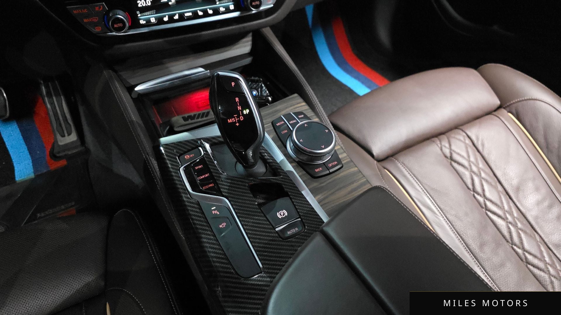 BMW 5 Series (G30) 2020 — миниатюра 12
