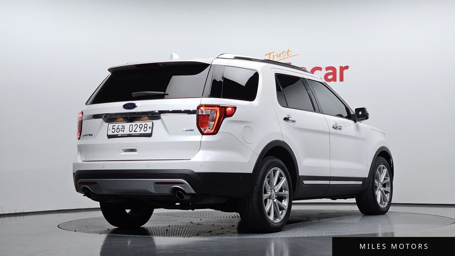 Ford Explorer 2016 — миниатюра 2